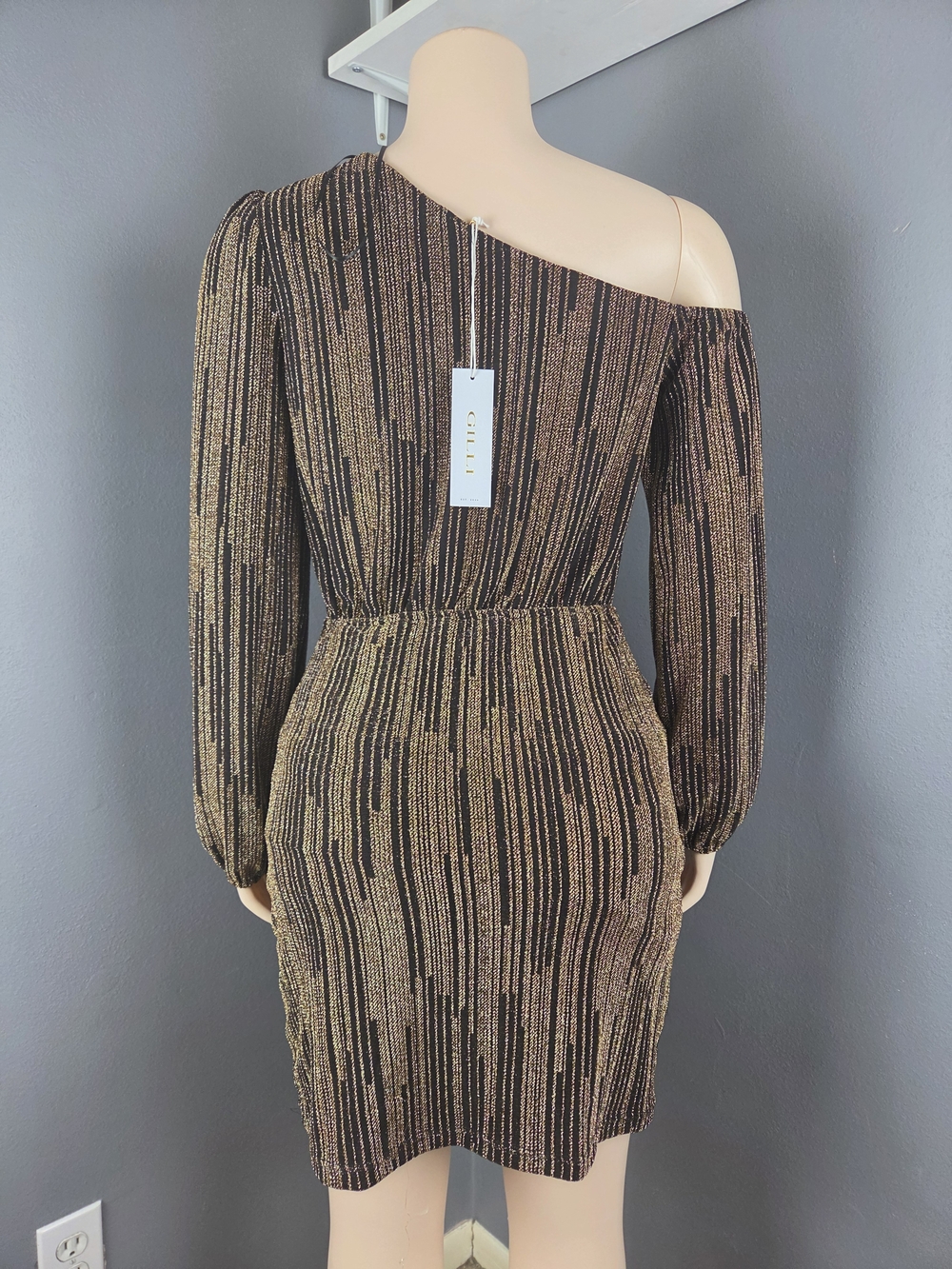 Gold One-Shoulder Party Dress - Picture 4 of 9